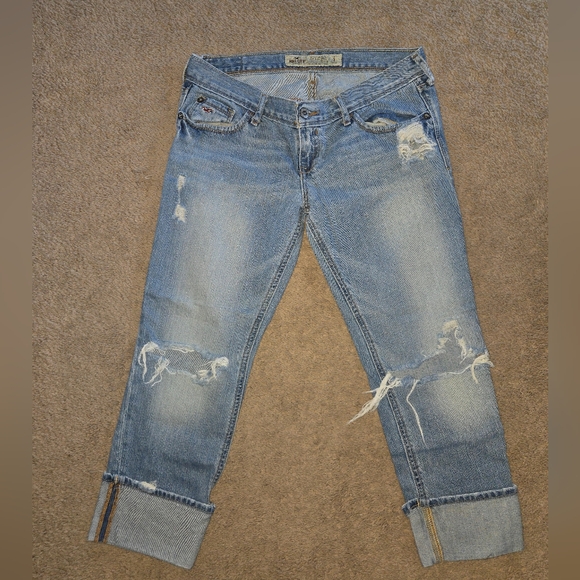 Hollister Denim - Hollister Blue Ankle Cropped Jeans with Distressed Details Size 3